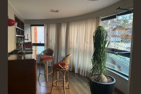 Apartamento à venda com 130m², 3 quartos e 3 vagas