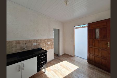 Casa para alugar com 200m², 2 quartos e sem vaga Casa para alugar com 200m², 2 quartos e sem vagaCozinha 2