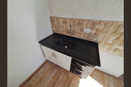 Casa para alugar com 200m², 2 quartos e sem vaga Casa para alugar com 200m², 2 quartos e sem vagaCozinha 2