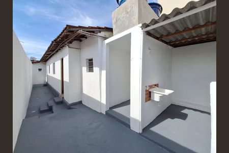 Casa para alugar com 200m², 2 quartos e sem vaga Casa para alugar com 200m², 2 quartos e sem vagaQuintal