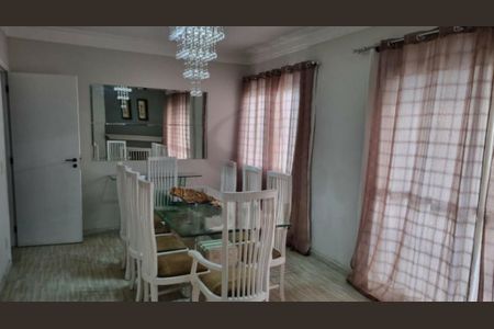 Apartamento à venda com 115m², 4 quartos e 3 vagas