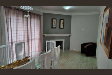 Apartamento à venda com 115m², 4 quartos e 3 vagas