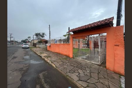 Casa para alugar com 100m², 3 quartos e 2 vagas Casa para alugar com 100m², 3 quartos e 2 vagasFachada