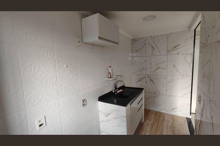 Apartamento para alugar com 44m², 2 quartos e sem vaga Apartamento para alugar com 44m², 2 quartos e sem vagaCozinha e Área de Serviço
