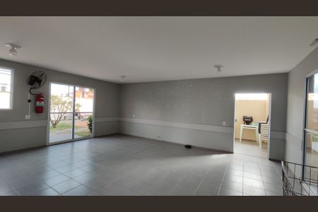 Apartamento para alugar com 44m², 2 quartos e sem vaga Apartamento para alugar com 44m², 2 quartos e sem vagaSalão de Festas