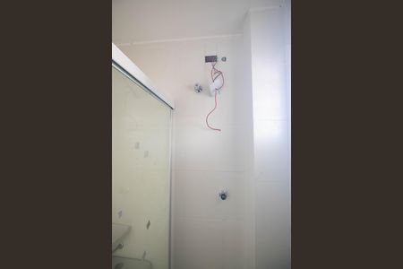 Banheiro de kitnet/studio para alugar com 1 quarto, 12m² em Vila Maria Baixa, São Paulo