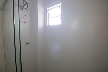 Banheiro de kitnet/studio para alugar com 1 quarto, 12m² em Vila Maria Baixa, São Paulo