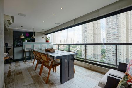 Apartamento à venda com 168m², 3 quartos e 3 vagas