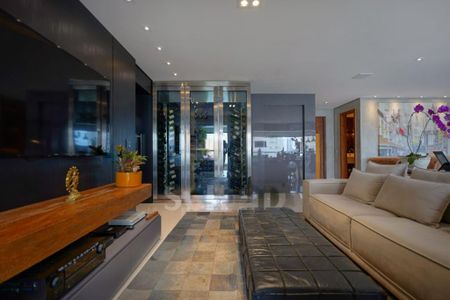 Apartamento à venda com 168m², 3 quartos e 3 vagas