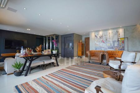 Apartamento à venda com 168m², 3 quartos e 3 vagas