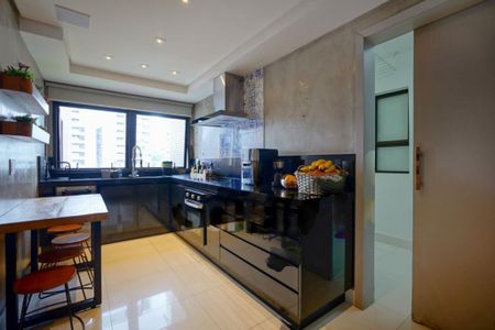 Apartamento à venda com 168m², 3 quartos e 3 vagas