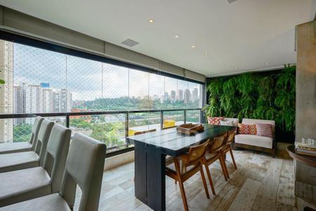 Apartamento à venda com 168m², 3 quartos e 3 vagas