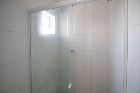 Banheiro de kitnet/studio para alugar com 1 quarto, 11m² em Vila Maria Baixa, São Paulo