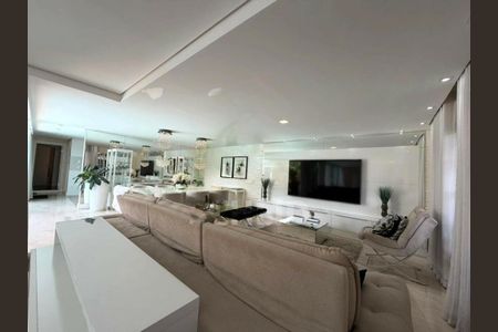 Casa à venda com 3 quartos, 302m² em Interlagos, São Paulo