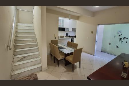 Casa à venda com 3 quartos, 98m² em Parque Sao Jose, Belo Horizonte