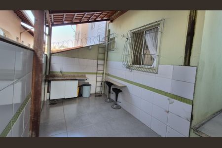 Casa à venda com 3 quartos, 98m² em Parque Sao Jose, Belo Horizonte