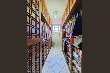 Casa à venda com 444m², 4 quartos e 5 vagas
