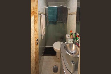 Apartamento à venda com 45m², 2 quartos e 1 vaga Apartamento à venda com 45m², 2 quartos e 1 vagaBanheiro