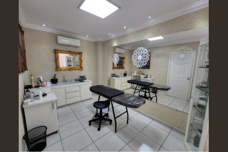 Casa à venda com 4 quartos, 253m² em Vila Anhanguera, Campinas