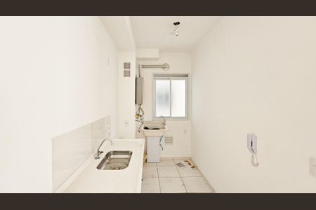 Apartamento para alugar com 44m², 2 quartos e 1 vaga Apartamento para alugar com 44m², 2 quartos e 1 vagaCozinha e Área de Serviço