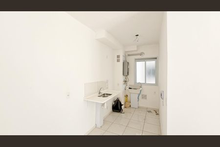 Apartamento para alugar com 44m², 2 quartos e 1 vaga Apartamento para alugar com 44m², 2 quartos e 1 vagaCozinha e Área de Serviço