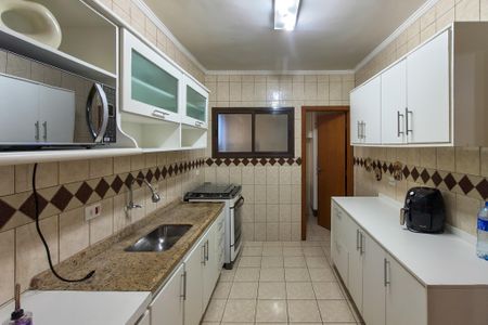 Apartamento para alugar com 107m², 3 quartos e 2 vagas Apartamento para alugar com 107m², 3 quartos e 2 vagasCozinha
