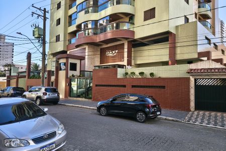 Apartamento para alugar com 107m², 3 quartos e 2 vagas Apartamento para alugar com 107m², 3 quartos e 2 vagasFachada