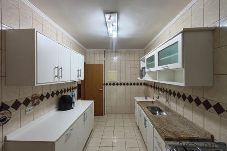 Apartamento para alugar com 107m², 3 quartos e 2 vagas Apartamento para alugar com 107m², 3 quartos e 2 vagasCozinha