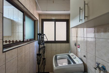 Apartamento para alugar com 107m², 3 quartos e 2 vagas Apartamento para alugar com 107m², 3 quartos e 2 vagasÁrea de Serviço