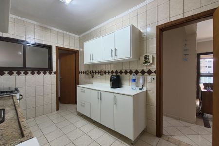 Apartamento para alugar com 107m², 3 quartos e 2 vagas Apartamento para alugar com 107m², 3 quartos e 2 vagasCozinha