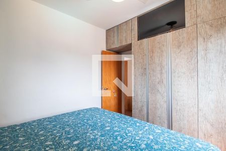 Quarto de apartamento para alugar com 2 quartos, 62m² em Vila Quitauna, Osasco