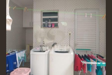Casa à venda com 4 quartos, 180m² em Cidade Dutra, São Paulo