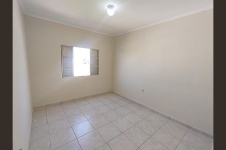 Casa à venda com 118m², 2 quartos e 3 vagas