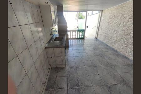 Casa à venda com 118m², 2 quartos e 3 vagas