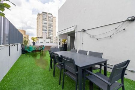 Apartamento à venda com 250m², 2 quartos e 2 vagas