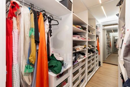 Apartamento à venda com 2 quartos, 250m² em Vila Olímpia, São Paulo