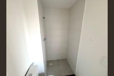 Apartamento para alugar com 38m², 2 quartos e sem vagaBanheiro 