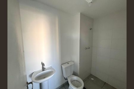 Apartamento para alugar com 38m², 2 quartos e sem vagaBanheiro 