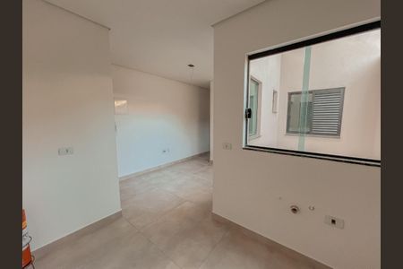 Casa à venda com 50m², 2 quartos e 2 vagas