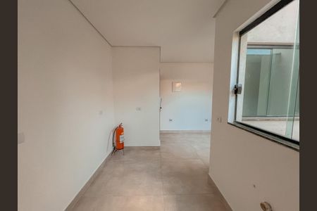 Casa à venda com 50m², 2 quartos e 2 vagas