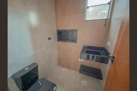 Casa à venda com 50m², 2 quartos e 2 vagas