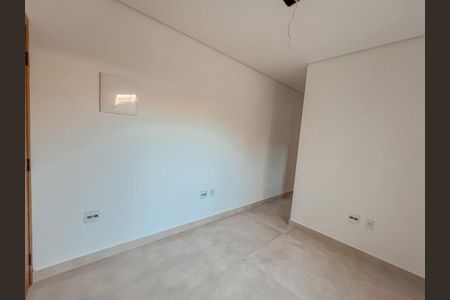 Casa à venda com 50m², 2 quartos e 2 vagas