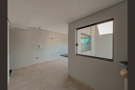 Casa à venda com 50m², 2 quartos e 2 vagas