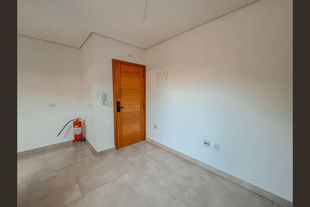 Casa à venda com 50m², 2 quartos e 2 vagas