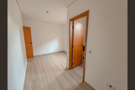 Casa à venda com 50m², 2 quartos e 2 vagas