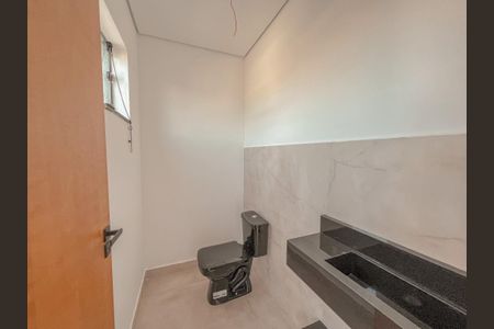 Casa à venda com 50m², 2 quartos e 2 vagas