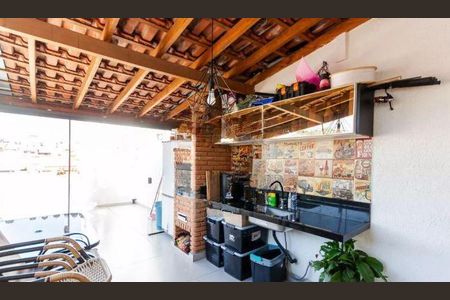 Casa à venda com 2 quartos, 104m² em Vila Camilópolis, Santo André