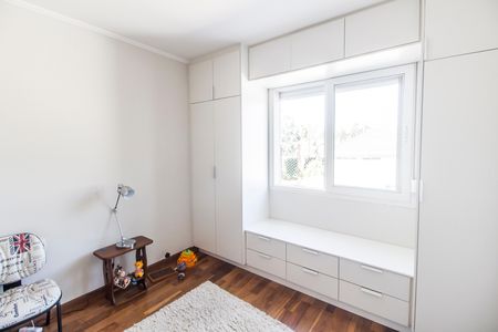 Casa de condomínio à venda com 570m², 4 quartos e 4 vagas Casa de condomínio à venda com 570m², 4 quartos e 4 vagasSuíte 4