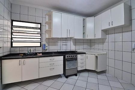 Casa à venda com 87m², 2 quartos e 2 vagas