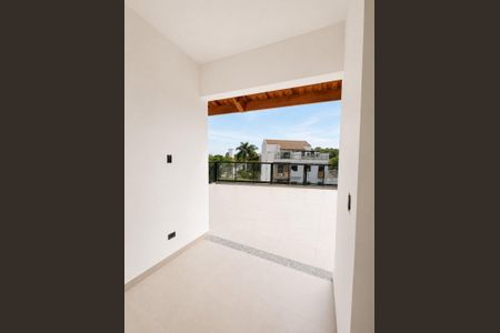 Casa à venda com 161m², 3 quartos e 2 vagas